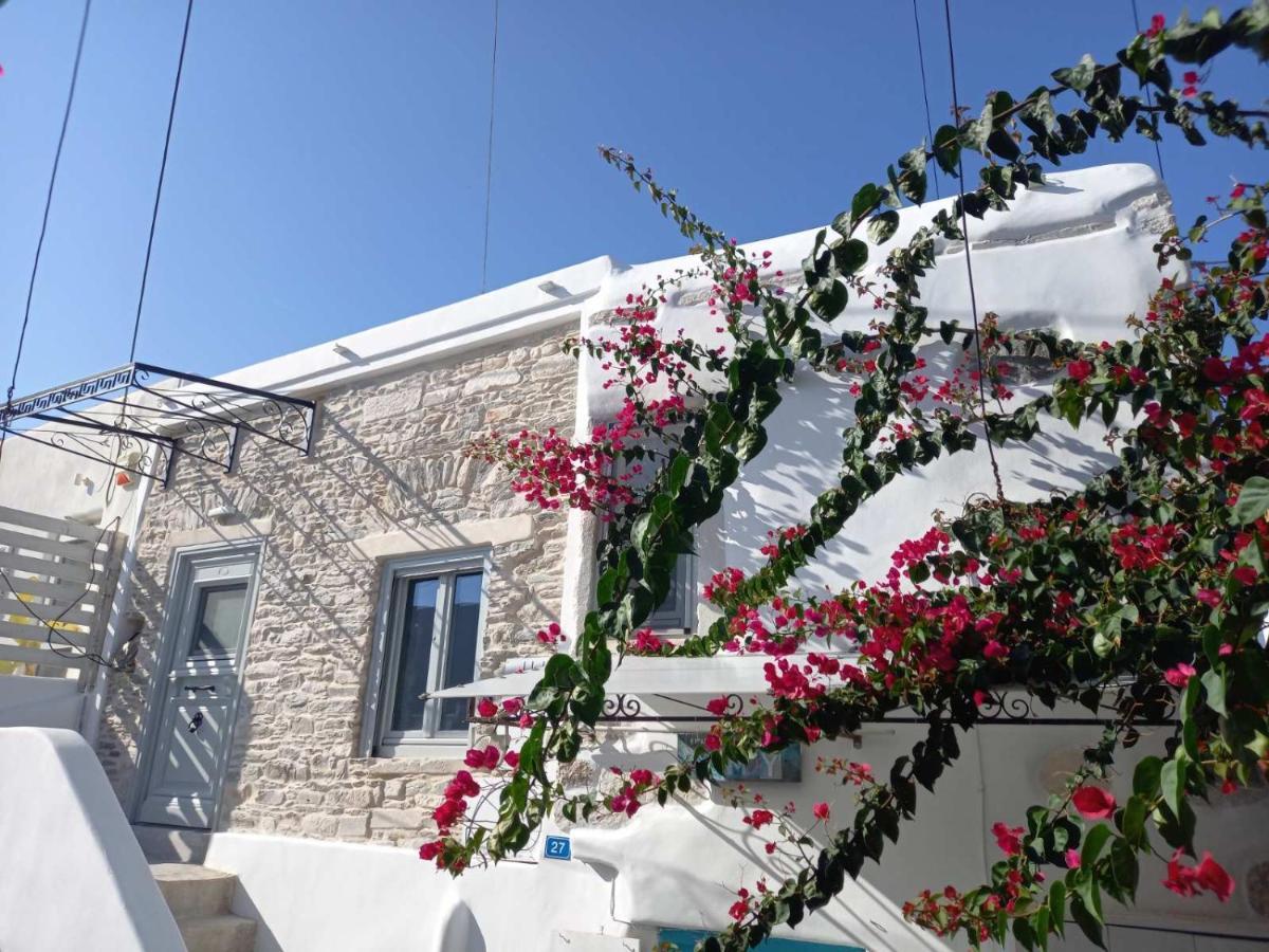Tristrato Villa Parikia  Exterior photo